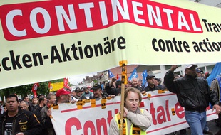 Manifestation des salariés de Continental à Compègne en 2009