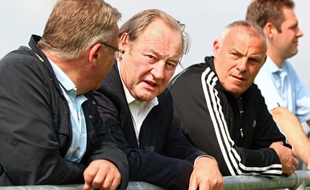 Gervais Martel, le président du Racing Club de Lens, en juin 2012 au centre d'entraînement de La Gaillete, à Avion.