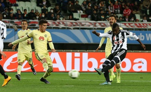 L'attaquant tanzanien Mbwana Samatta.