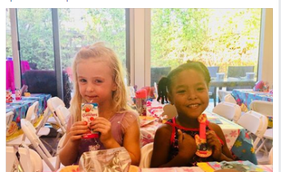 Les fillettes se sont rencontrées il y a deux ans.