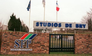 Entrée des studios de cinéma et de télévision, le 6 février 1996 à Bry-sur-Marne