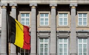 Le Conseil des ministres de Wallonie et le gouvernement fédéral belge soutiennent les « Diables rouges ».