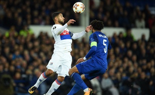 Fekir face à Everton.