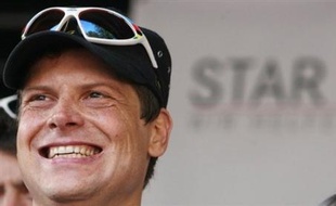 L'ancienne vedette du cyclisme allemand, Jan Ullrich, accusé d'avoir eu recours au dopage sanguin, aurait trouvé un accord avec la justice allemande afin qu'elle abandonne ses poursuites en échange d'aveux et du paiement d'une amende, rapporte samedi un quotidien suisse.