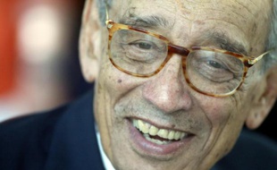 L'ancien secrétaire général de l'ONU Boutros Boutros-Ghali, à l'Institut du monde arabe à Paris, le 12 juin 2003