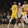 LeBron James « super fier » du fiston Bronny après son premier match NBA