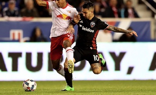 Luciano Acosta.