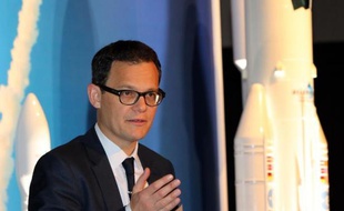 Le PDG d'Arianespace à Tokyo, le 9 avril 2015