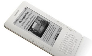 Plus fin qu'un crayon de papier, le Kindle 2 peut convenir 1.500 livres