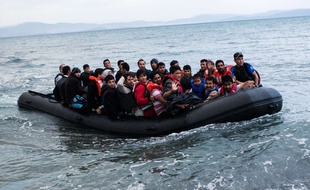 Des migrants afghans tentent de rejoindre une île grecque, mai 2015. (Illustration)