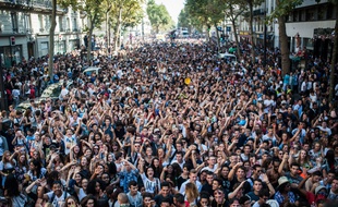 Atmosphere during the Techno Parade.For its 16th edition the Parade started in Nation and ended at the Place de la Bastille.Thousands of people participate in the 16th annual Techno Parade in Paris, FRANCE - 13/09/2014/ZIHNIOGLUKAMIL_2118.5/Credit:ZIHNIOGLU KAMIL/SIPA/1409132130