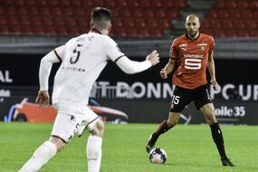 Steven Nzonzi va-t-il prolonger l'aventure avec le Stade Rennais ? On en doute mais le club de François Pinault pourrait bien tenter le coup.