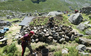 Le chantier du site pastoral du Liantran, dans les Hautes-Pyrénées.