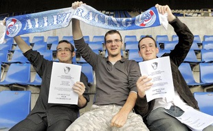 Yvan, Jonathan et Valentin à l’initiative du projet de rachat du Racing par ses supporters.