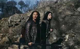 Aliyah Royale et Alexa Mansour sont les héroïnes de « The Walking Dead: World Beyond ».