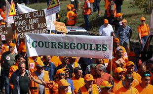 Près de 8.000 chasseurs ont manifesté à Forcalquier, dans le cadre d'un appel national