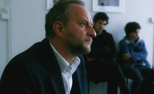 Benoît Poelvoorde dans Deux fils de Félix Moati