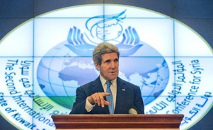 Le secrétaire d'Etat américain John Kerry a exhorté jeudi l'opposition syrienne à prendre part à la conférence sur la paix en Syrie, prévue en Suisse la semaine prochaine.