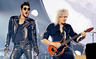 Adam Lambert et Brian May dans un concert de Queen le 21 janvier 2015 à Manchester