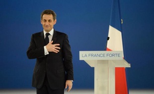 Toujours à la traîne dans les sondages, Nicolas Sarkozy a tenté dimanche à Villepinte de donner un second souffle à sa campagne présidentielle et créé la surprise en exigeant des réformes de l'Europe, seule capable à ses yeux de protéger la France.