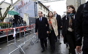 A 21h00 mercredi, François Hollande et Nicolas Sarkozy, les deux hommes qui veulent présider aux destinées de la France ces cinq prochaines années, se retrouvent face à face pour l'unique débat de l'entre-deux-tours, entre arguments de fond et possibles passes d'armes