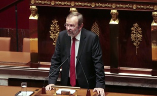 Jean-Jacques Candelier, le député du Nord du PCF lors d'un débat à l'Assemblée nationale le 25 novembre 2015.