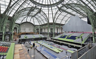Le Grand Palais se prépare à recevoir les championnats du monde, le 3 novembre 2010.