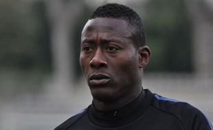 Le gardien du Paris FC, Cheikh Ndiaye, lors d'un entraînement avec son club, en 2010.