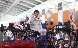 Maxime Valet, champion d'handi-escrime, lors des championnats du monde 2011 à Catane, en Italie.