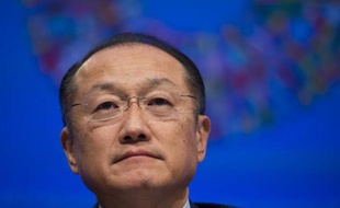 Le président de la Banque mondiale Jim Yong Kim a averti que les Etats-Unis abordaient une période "très dangereuse" après le nouvel échec des responsables politiques samedi à trouver un accord pour la crise budgétaire et le plafonnement de la dette.