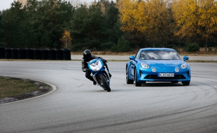 MV Agusta Superveloce Alpine