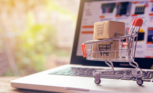 Proposées plusieurs fois dans l'année, les ventes privées attirent les serial shoppers