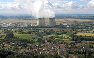 La centrale nucléaire EDF du Bugey à Saint-Vulbas (Ain), mise en service en 1979, est l'une des plus vieille de France.