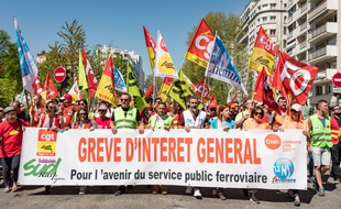Grève des fonctionnaires à Lyon le 19 avril 2019.