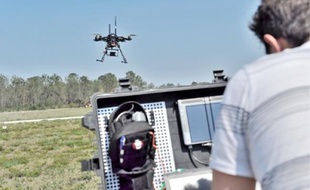Le drone fournit des informations précises sur la zone qu'il survole.