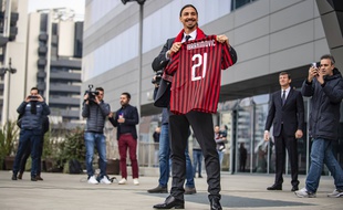 Zlatan Ibrahimovic, de retour au Milan AC, a été présenté à la presse le 3 janvier 2020.