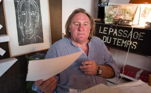 Exck-lusive photo shoot of legendary French actor Gerard Depardieu posing at his hotel Particulier in Paris, FRANCE - 06/09/2012/Credit:REVELLI-BEAUMONT/SIPA/1210241514