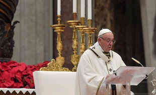 Le pape François à célébré la messe de Noël dans la basilique Saint-Pierre de Rome.