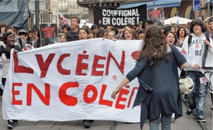 Entre 410 et 600 lycéens ont battu le pavé, hier, à Strasbourg.