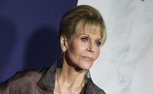 L'actrice Jane Fonda regrette de ne pas voir dénoncé le comportement du producteur Harvey Weinstein alors qu'elle était au courant depuis un an.