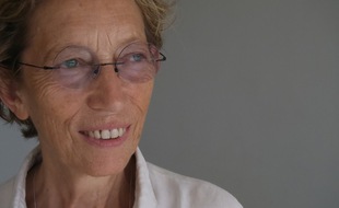 Reine Prat, ancienne inspectrice générale au ministère de la Culture, a écrit « Exploser le plafond ! Précis féministe à l'usage du monde de la culture »