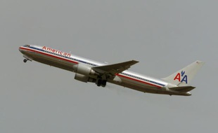 Un avion de la compagnie American Airlines a été endommagé par une tempête de grêle lors d'un vol. (illustration)