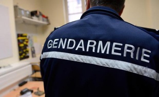 Un gendarme le 9 janvier 2014 à Arras, dans le nord de la France