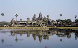 Angkor Vat, au Cambodge, est un lieu de pèlerinage régulier pour les moines bouddhistes.