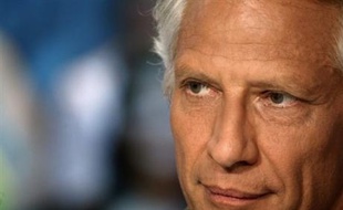 L'ancien Premier ministre Dominique de Villepin a réaffirmé mardi que ni lui ni ses services à Matignon n'avaient "jamais été informés" des difficultés d'Airbus avant leur annonce officielle en juin 2006, lors de son audition devant la commission des Finances du Sénat.