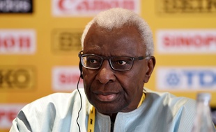 Le président de la Fédération international d'athlétisme Lamine Diack.