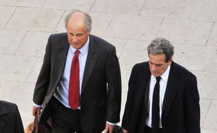 L'ancien gestionnaire de fortune et homme de confiance de Liliane Bettencourt, Patrice de Maistre, a été placé en détention provisoire jeudi soir à Bordeaux.