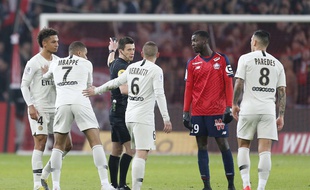 L'arbitrage de Benoît Bastien n'a pas plu aux Parisiens