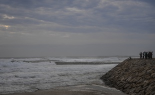 La plage Costa da Caparica, peu avant le passage de l'ouragan Leslie, le 13 octobre 2018.