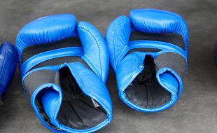 Illustration de gants de boxe.